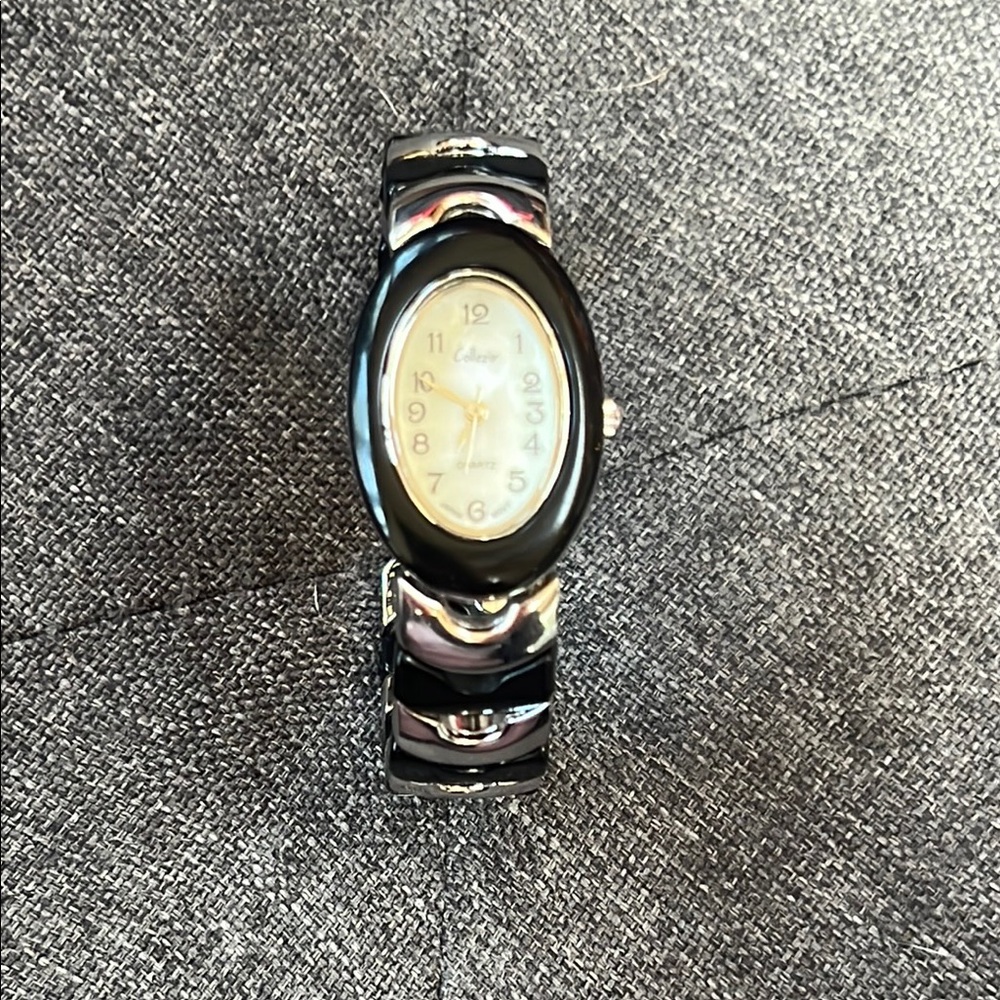 Silver and Black Wearable Watch